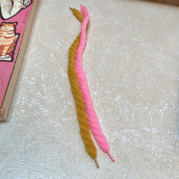 1975 Rare Vintage Holly Hobbie Sew On Colorforms Busy Fingers Activity Toy. NEW - Picture 6 of 12